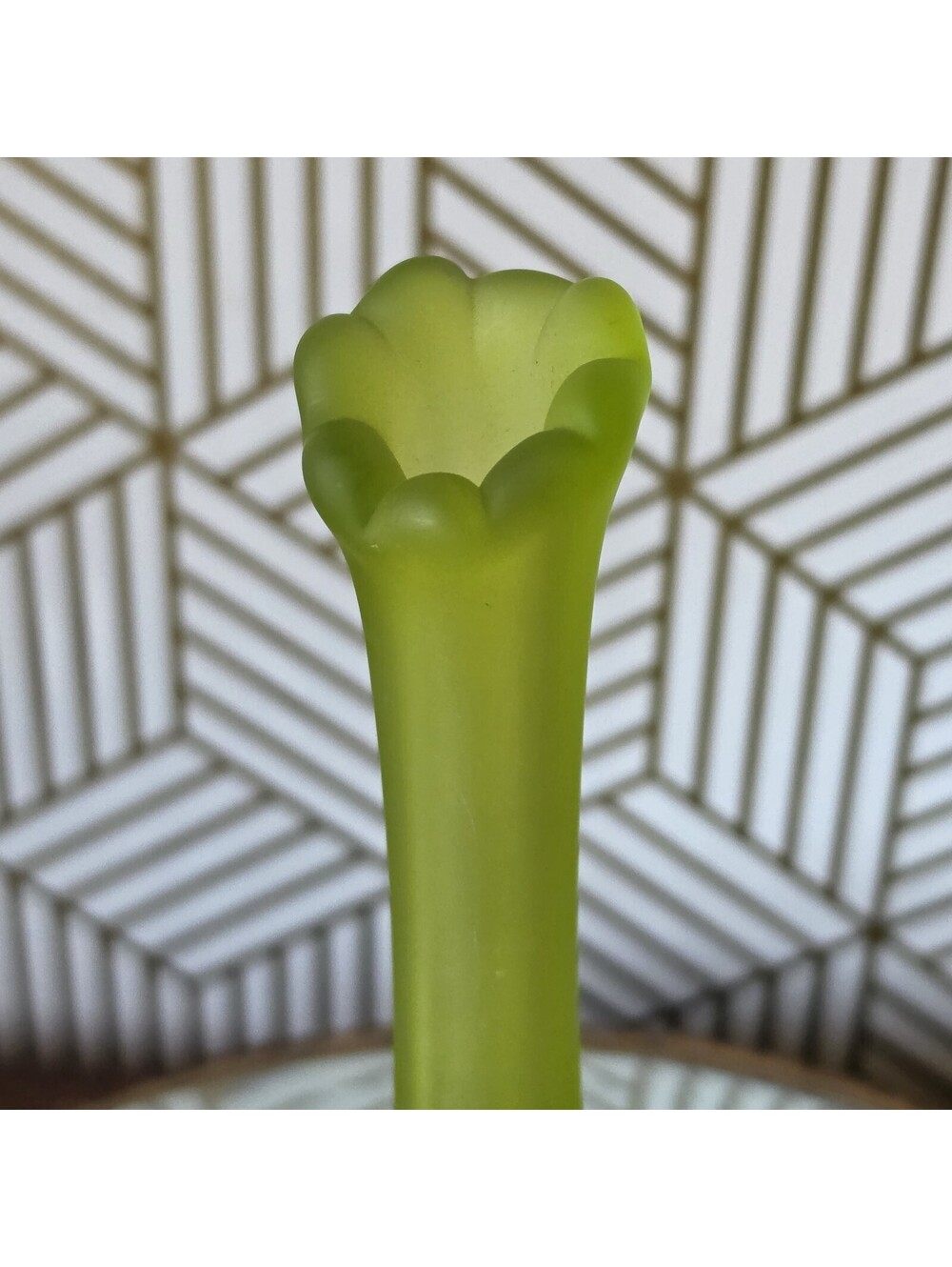 Vintage Westmoreland Collectible Frosted Green Satin Swung Stretch Bud Vase 9" - Picture 6 of 10